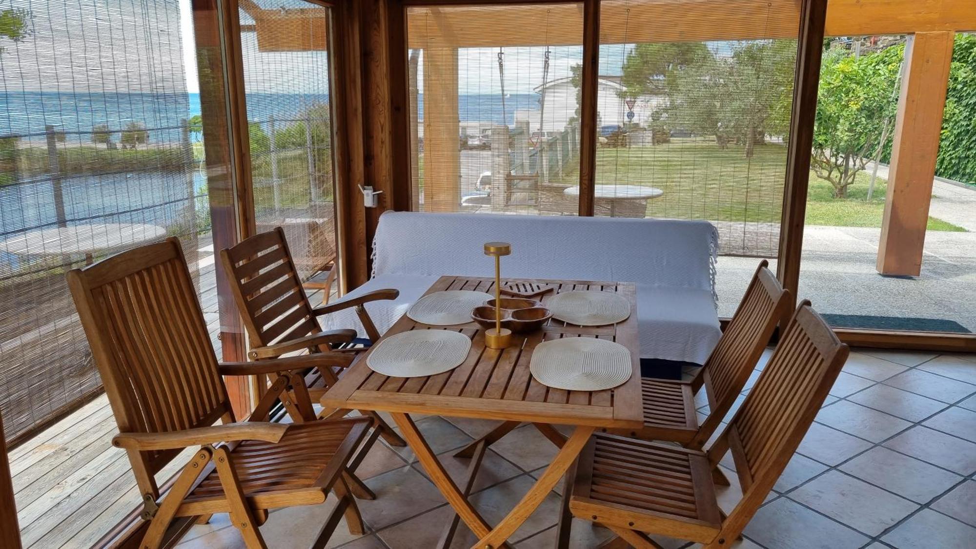 Piran Beach House - Private Oasis - Beachfront Apartment With A Sea View Terrace Екстериор снимка