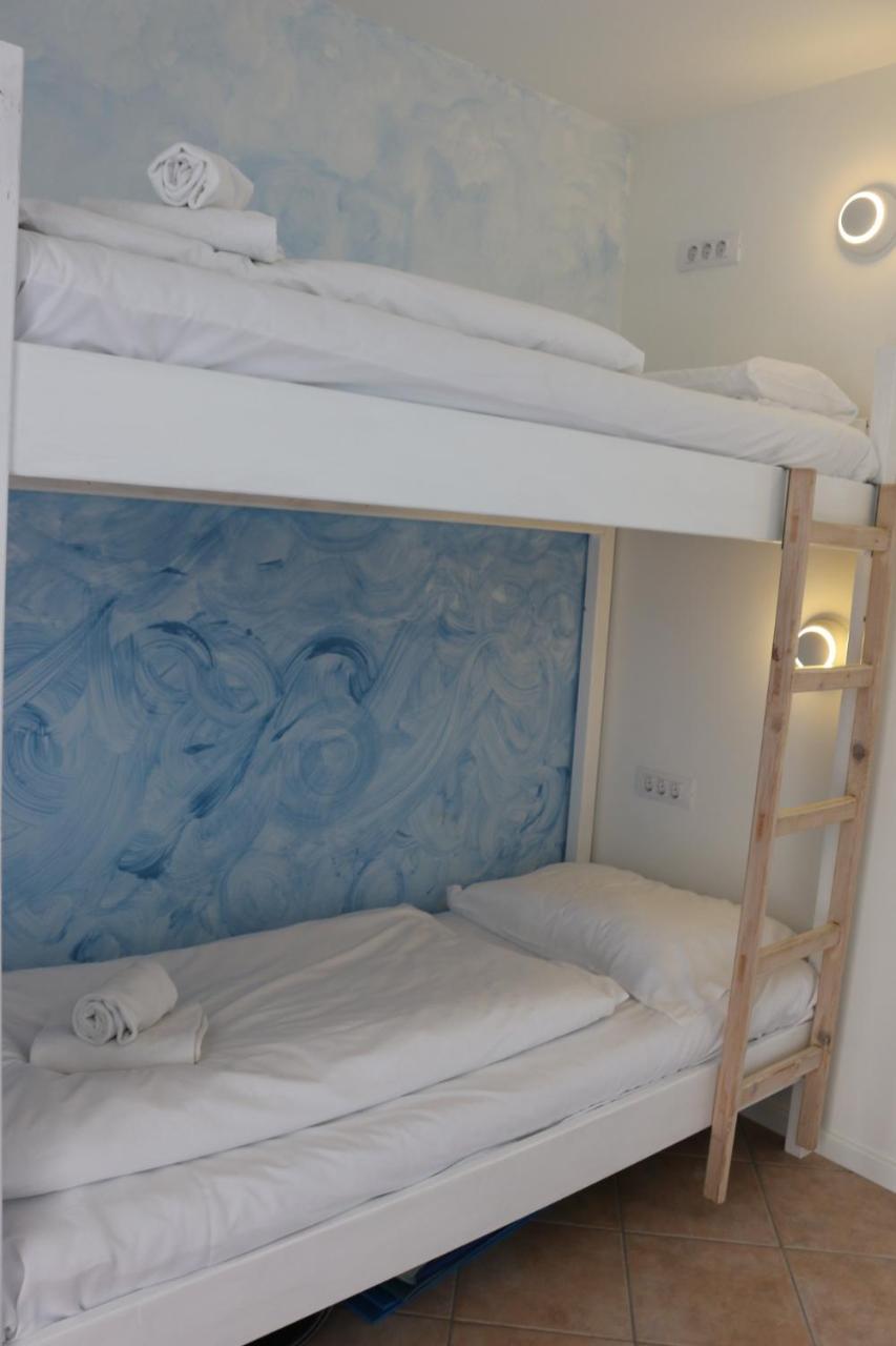 Piran Beach House - Private Oasis - Beachfront Apartment With A Sea View Terrace Екстериор снимка